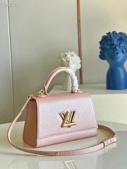Louis Vuitton Twist One Handle MM Taurillon Leather Rose Pink M57090 29x21x12cm - 4