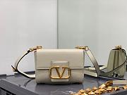 Valentino Stud Sign Grainy Leather Shoulder Bag White XW2B0J96CPD0NO 20x15x7cm - 6