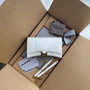Balenciaga Hourglass Wallet On Chain Crocodile Leather White 6560501 19x12x5cm - 1