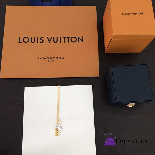 Louis Vuitton Necklace 01 - 1