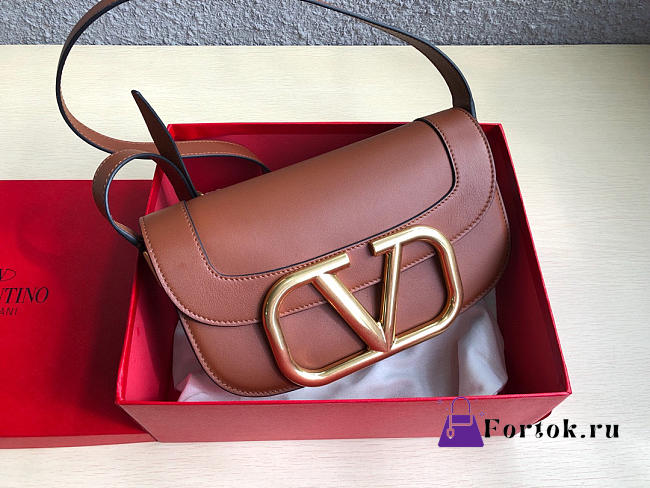 Valentino Garavani Supervee Crossbody Bag Leather Brown WB0G09ZXL 26.5x9x15cm - 1