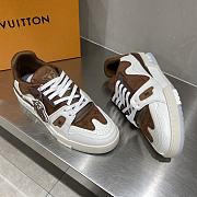 Louis Vuitton Trainer Sneaker 1A9IQH Brown - 5