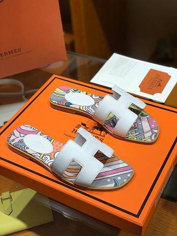 Hermes Slippers 02