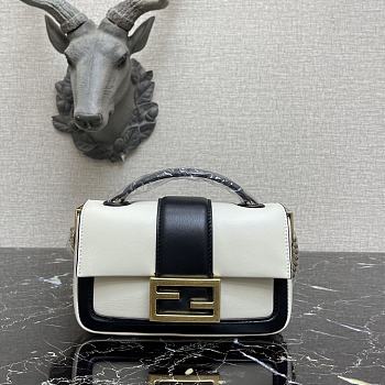 Fendi Mini Baguette Chain Black/White Leather 8BS045 19×5×10cm