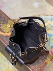 Louis Vuitton Lockme Bucket Bag Black M57687 20x22x13cm - 5