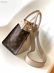 Louis Vuitton On My Side PM Beige M57729 25x20x12cm - 6