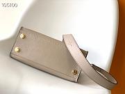 Louis Vuitton On My Side PM Beige M57729 25x20x12cm - 5