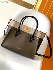 Louis Vuitton On My Side MM Green M55302 30.5x24.5x14cm - 1