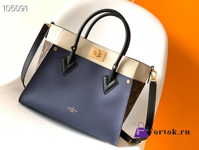 Louis Vuitton On My Side MM Navy M58485 30.5x24.5x14cm - 1