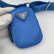Prada Re-Edition 2005 Hobo Camera Nylon Bag Blue 1BH153 20x15x5cm - 4
