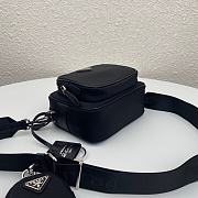 Prada Re-Edition 2005 Hobo Camera Nylon Bag Black 1BH153 20x15x5cm - 6
