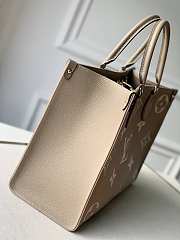 Louis Vuitton ONTHEGO MM Cream M45494 34.5x26x13cm - 5