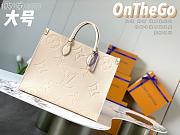 Louis Vuitton Onthego GM Cream M45081 41x34x19cm - 1