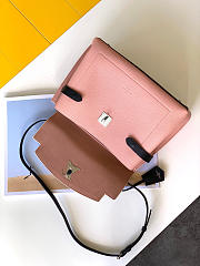 Louis Vuitton Lockme Ever MM White/Pink M56094 33.5×21.5×14.5cm - 5