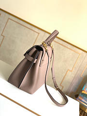 Louis Vuitton Lockme Ever MM Beige M56094 33.5×21.5×14.5cm - 2