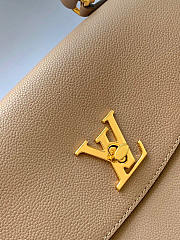 Louis Vuitton Lockme Ever MM Beige M56094 33.5×21.5×14.5cm - 6