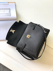 Louis Vuitton Lockme Ever MM Black M51395 33.5×21.5×14.5cm - 5