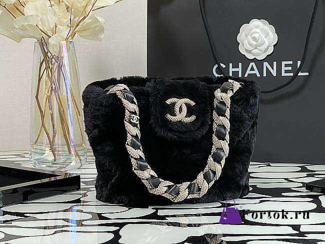 Chanel Shearling Bucket Bag Black AS2257 16x18x12cm - 1