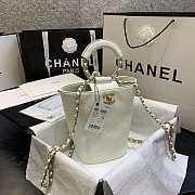 Chanel Chain Handle Bucket Bag White AS1362 32x26x15cm - 6