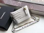 Chanel Small Gabrielle Chevron Hobo Bag Aged Calfskin White A91810 20x15x8cm - 3