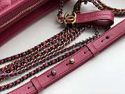 Chanel Small Gabrielle Chevron Hobo Bag Aged Calfskin Garnet Pink A91810 20x15x8cm - 3