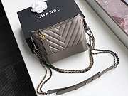 Chanel Small Gabrielle Chevron Hobo Bag Aged Calfskin Gray A91810 20x15x8cm - 5