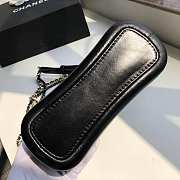 Chanel Small Gabrielle Chevron Hobo Bag Aged Calfskin Black A91810 20x15x8cm - 5