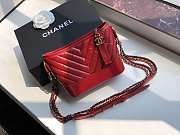 Chanel Small Gabrielle Chevron Hobo Bag Aged Calfskin Red A91810 20x15x8cm - 6