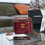 Chanel Small Vanity With Chain Gold-tone Metal Burgundy AP2292 8.5×11×7cm - 1