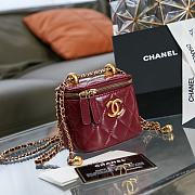 Chanel Small Vanity With Chain Gold-tone Metal Burgundy AP2292 8.5×11×7cm - 3