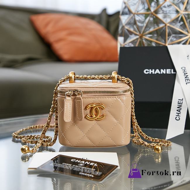 Chanel Small Vanity With Chain Gold-tone Metal Light Beige AP2292 8.5×11×7cm - 1