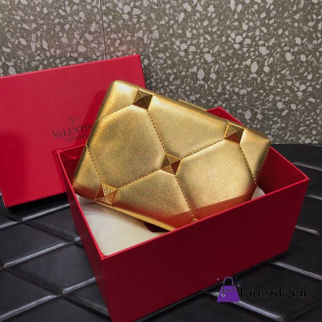 Valentino Romand Stud Box Clutch Pattern Gold 20x5x14cm - 1