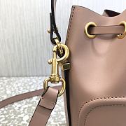 Valentino Vlogo Walk Bucket Bag Powder Pink 18x20.5x10cm - 5