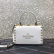 Valentino Rockstud Alcove Box Bag Studs Grained Leather White 19x12x8cm - 1