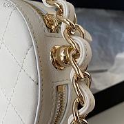 Chanel Clutch With Chain White AP2568 17x14x2.4cm - 4