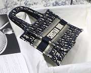 Dior Mini Book Tote Oblique Embroidery Blue S5475 23x17x7cm - 2