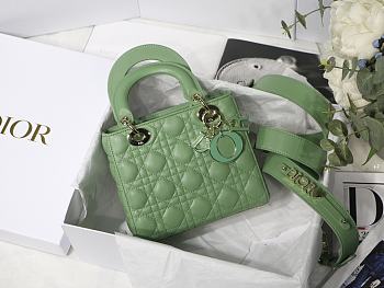 Dior Lady Dior My ABCDIOR Bag Cannage Leather Green M0538 20x16.5x8cm