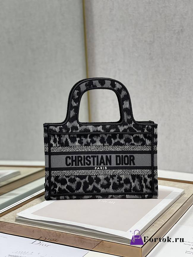 Dior Mini Book Tote Mizza Embroidery Black S5475 23x17x7cm - 1