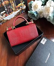 DolceGabbana Mini Phone Bag With Chain Crocodile Leather Red 19x11x3.5cm - 4