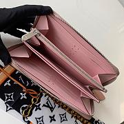 Louis Vuitton Zippy Wallet Mahina Leather Light Beige M61867 19cm  - 4
