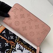 Louis Vuitton Zippy Wallet Mahina Leather Light Beige M61867 19cm  - 3