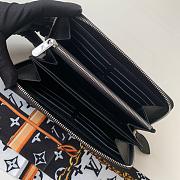 Louis Vuitton Zippy Wallet Mahina Leather Black M61867 19cm  - 5