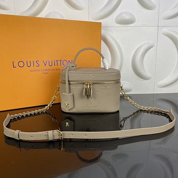 Louis Vuitton Vanity PM Monogram Leather Beige M45608 19x13x11cm 