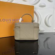 Louis Vuitton Vanity PM Monogram Leather Beige M45608 19x13x11cm  - 4