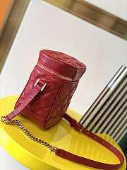 Ysl 80's Vanity Carré-Quilted Grained Leather Red 649779 14.5x16.5x9cm - 6