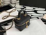 Chanel Small Vanity With Chain Grained Leather Black AP2194 12×11.5×7cm - 4