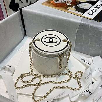 Chanel Small Vanity with Chain Leather Gold-Tone Metal White AP2193 9x10x10cm