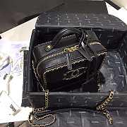 Chanel Small CC Filigree Chain Around Vanity Case Black AS1785 18x14x8cm - 6