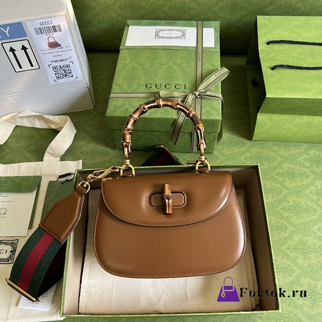 Gucci Small Top Handle Bag With Bamboo Brown 675797 21x15x7cm - 1