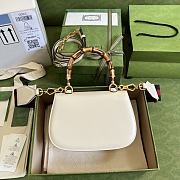 Gucci Small Top Handle Bag With Bamboo White 675797 21x15x7cm - 3